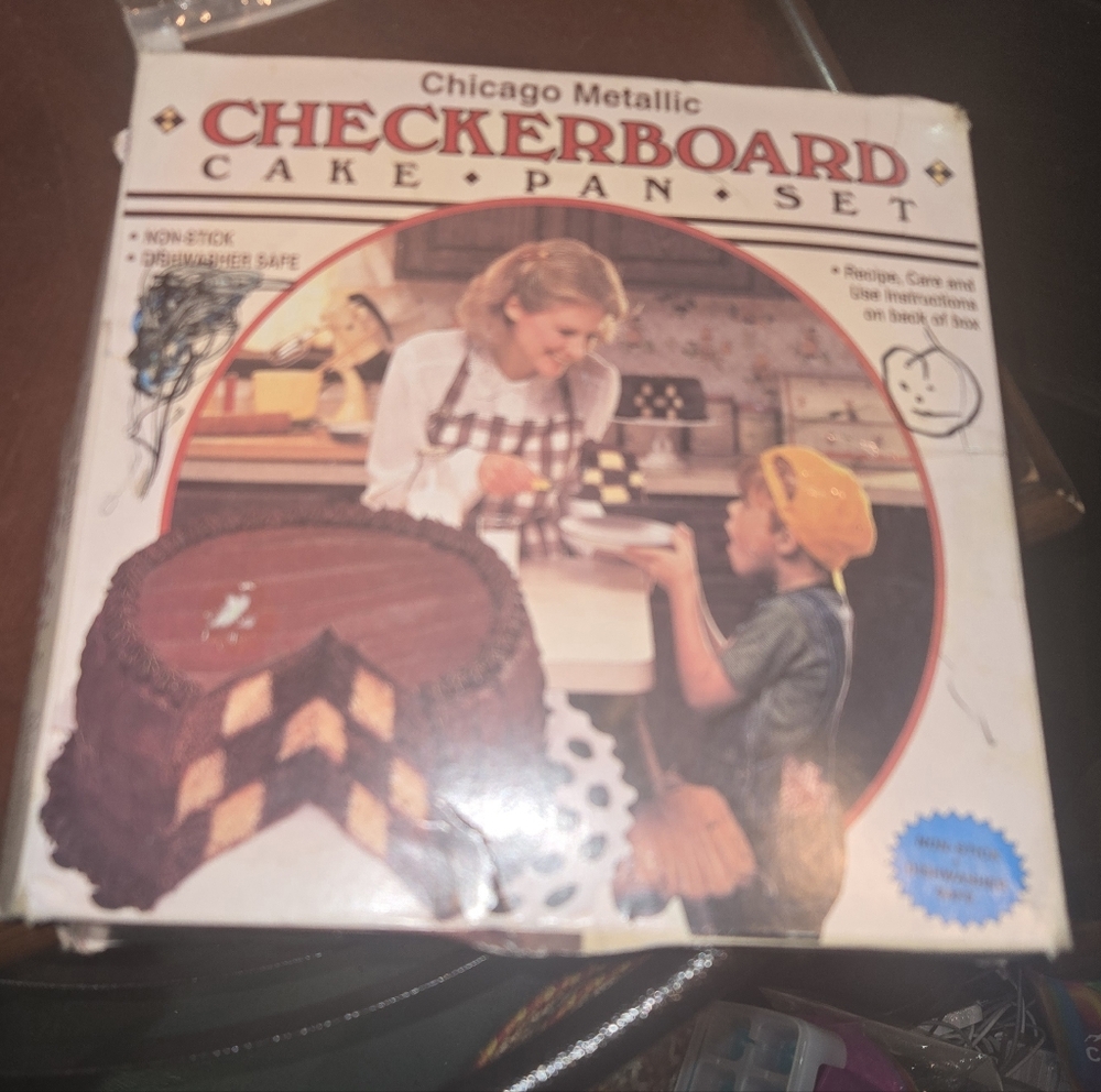 Chicago Metallic Checkerboard Cake Pan Set - Black and White